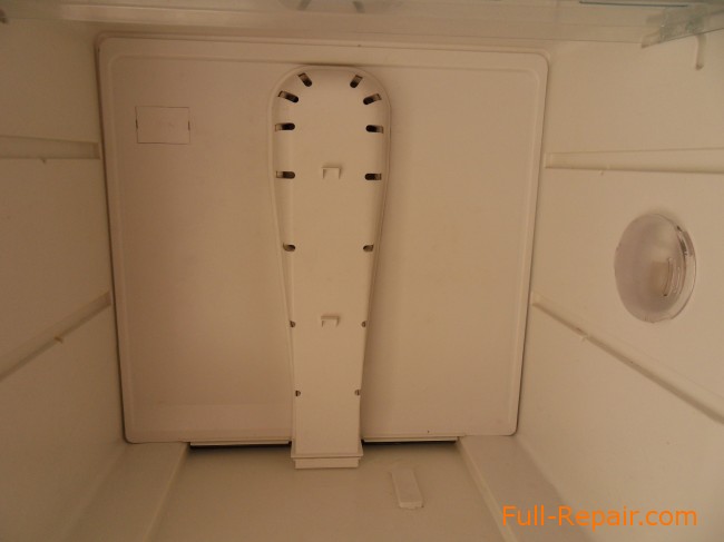 Разбираем морозилку холодильника Bosch Intelligent FrostFree 40
