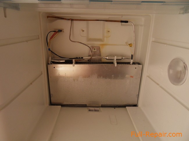 Испаритель морозилки холодильника Bosch Intelligent FrostFree 40