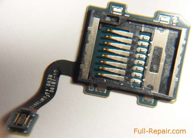 Разъём microSD-карты снят
