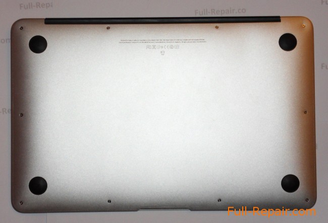 Нижняя крышка MacBook Air